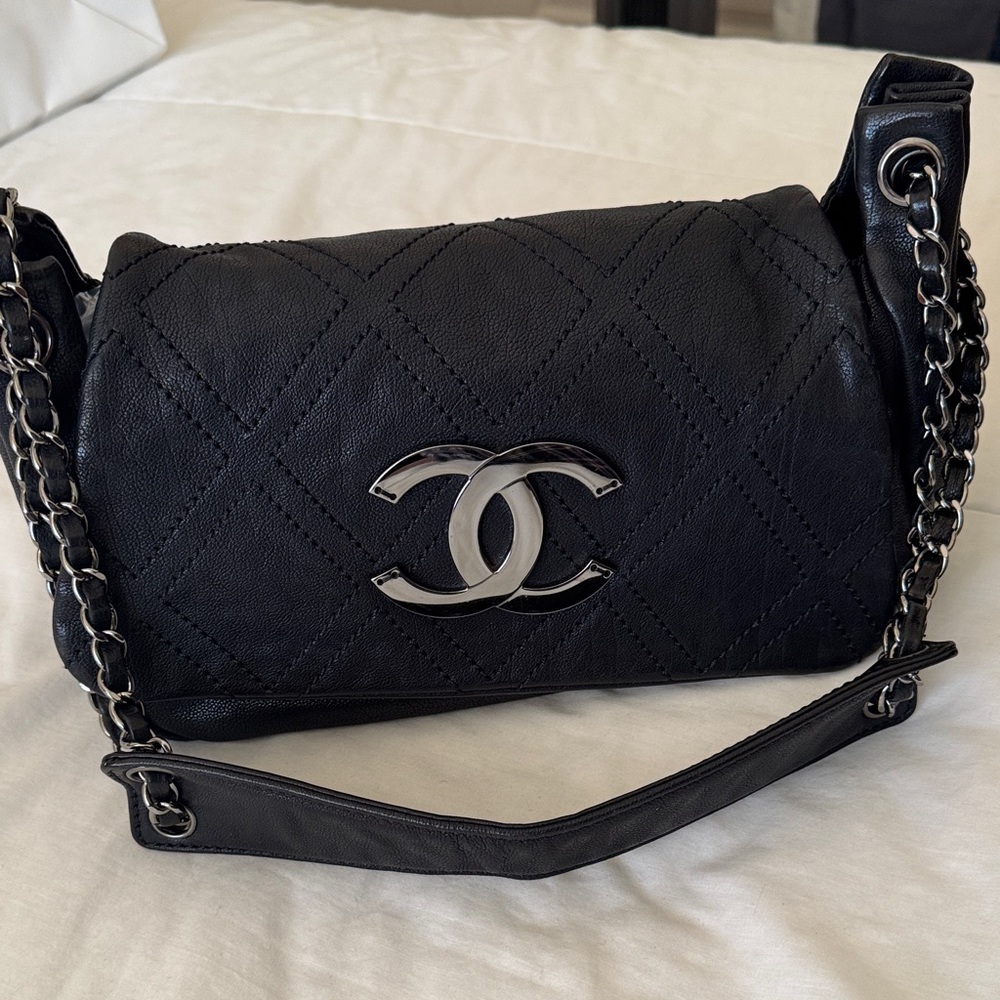 Chanel Black Quilted Shoulder Bag “Authentic”